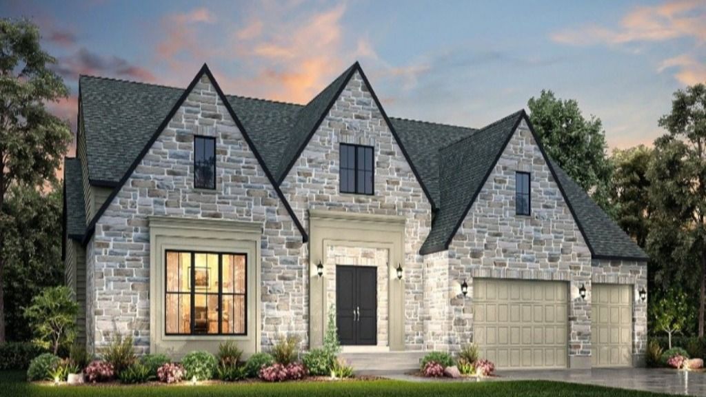 Exterior:Butler Traditional