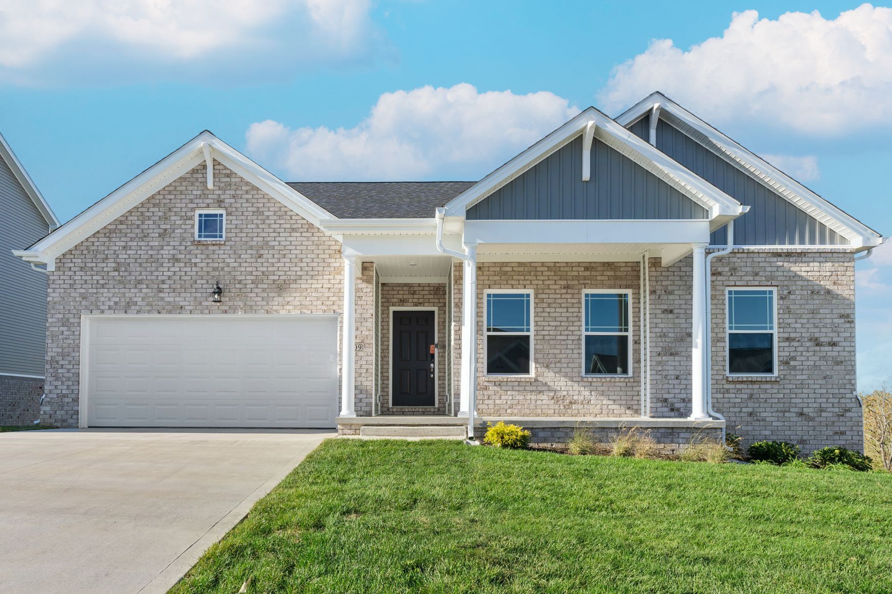 Magnolia Pointe,40475