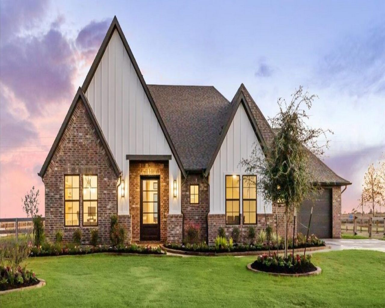1019 Lake Breeze