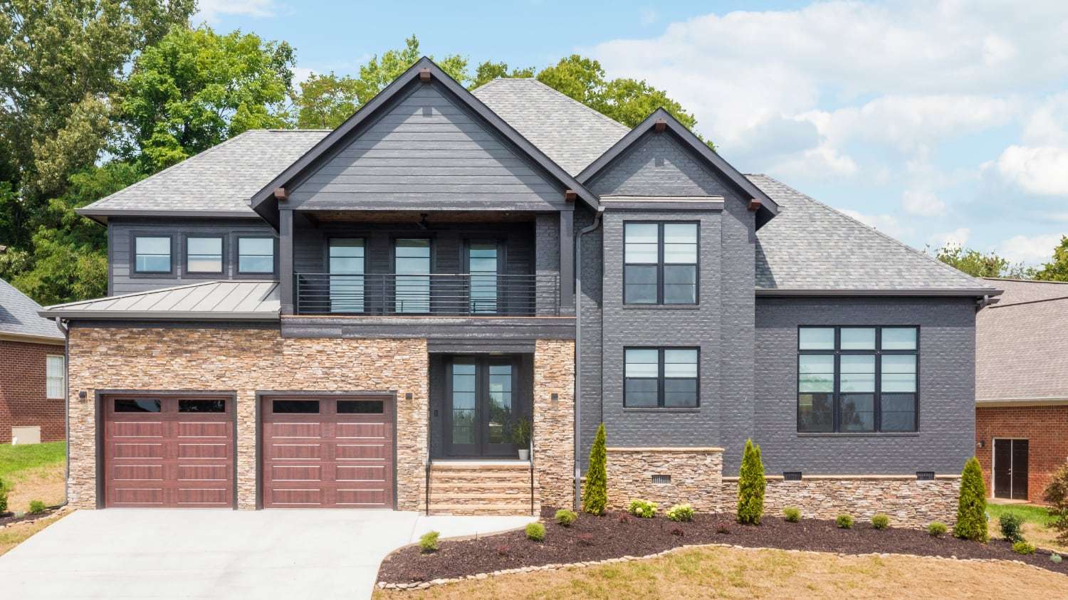 Joe Wall Custom Homes,37363