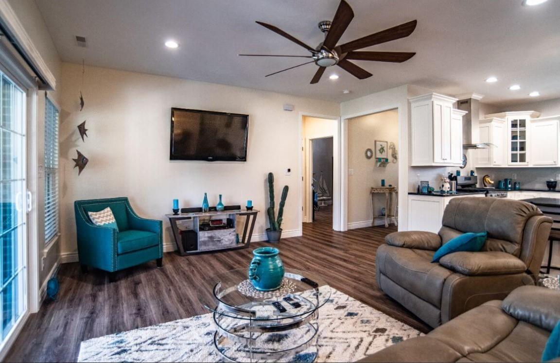 Josh Smalling Roofing and Restoration Co,46158