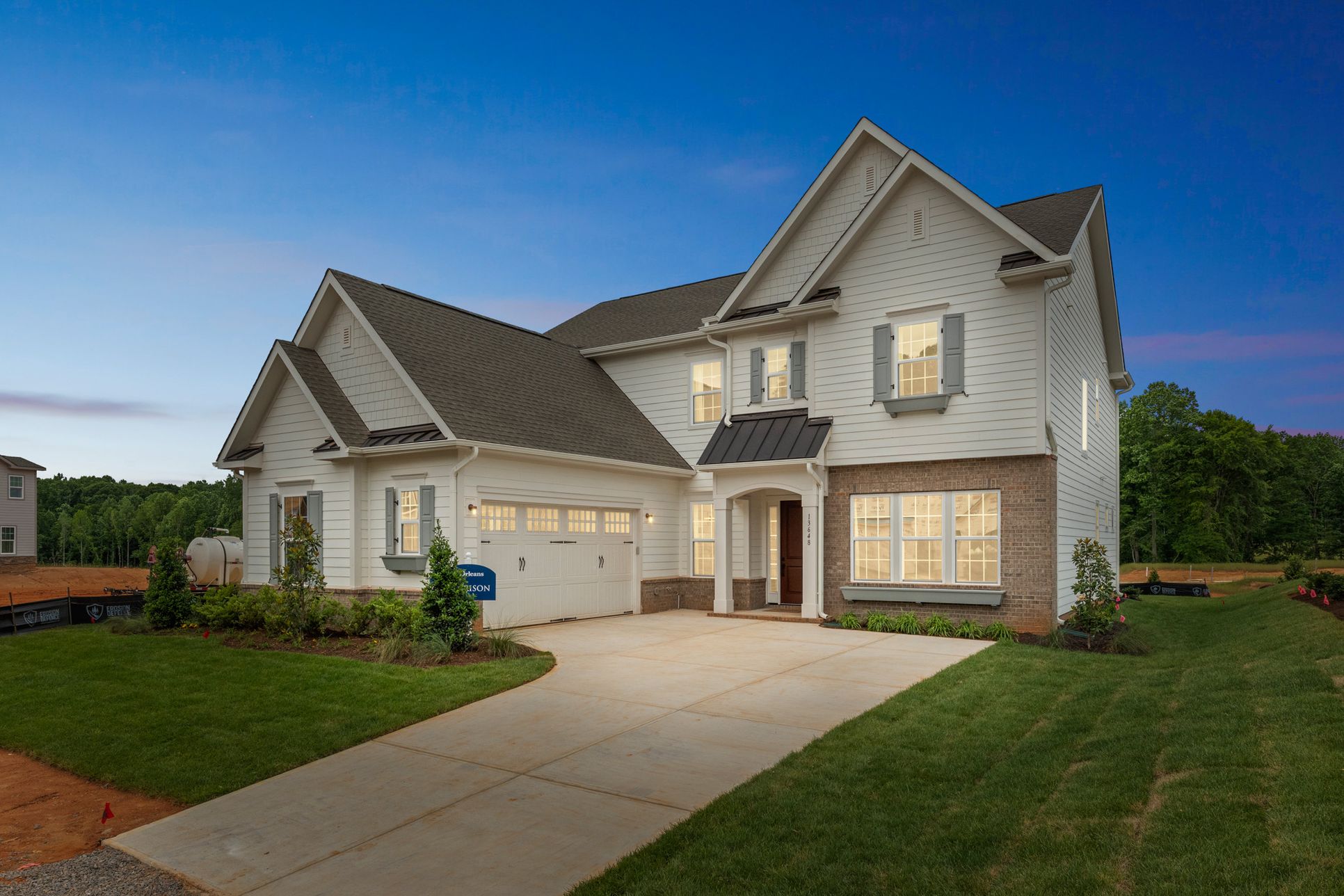 Exterior:Elevation 1