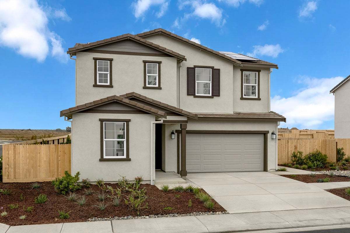 Exterior:Front exterior