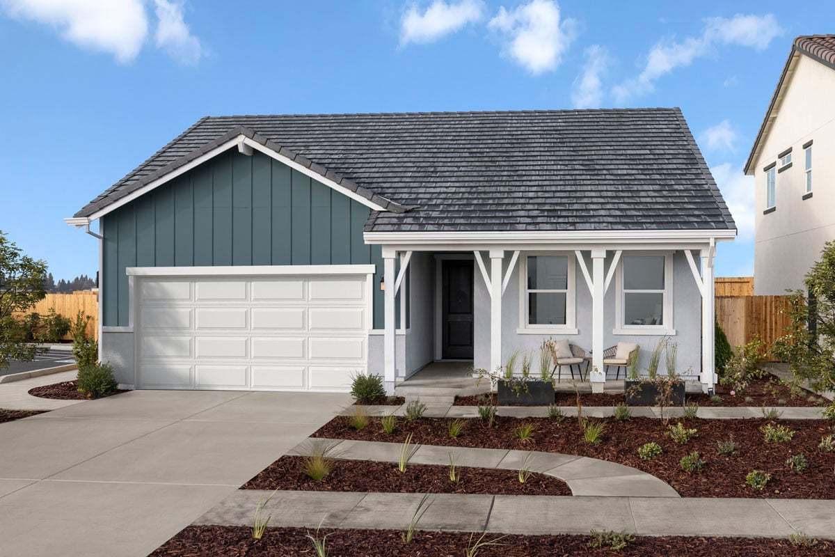 Exterior:Front exterior