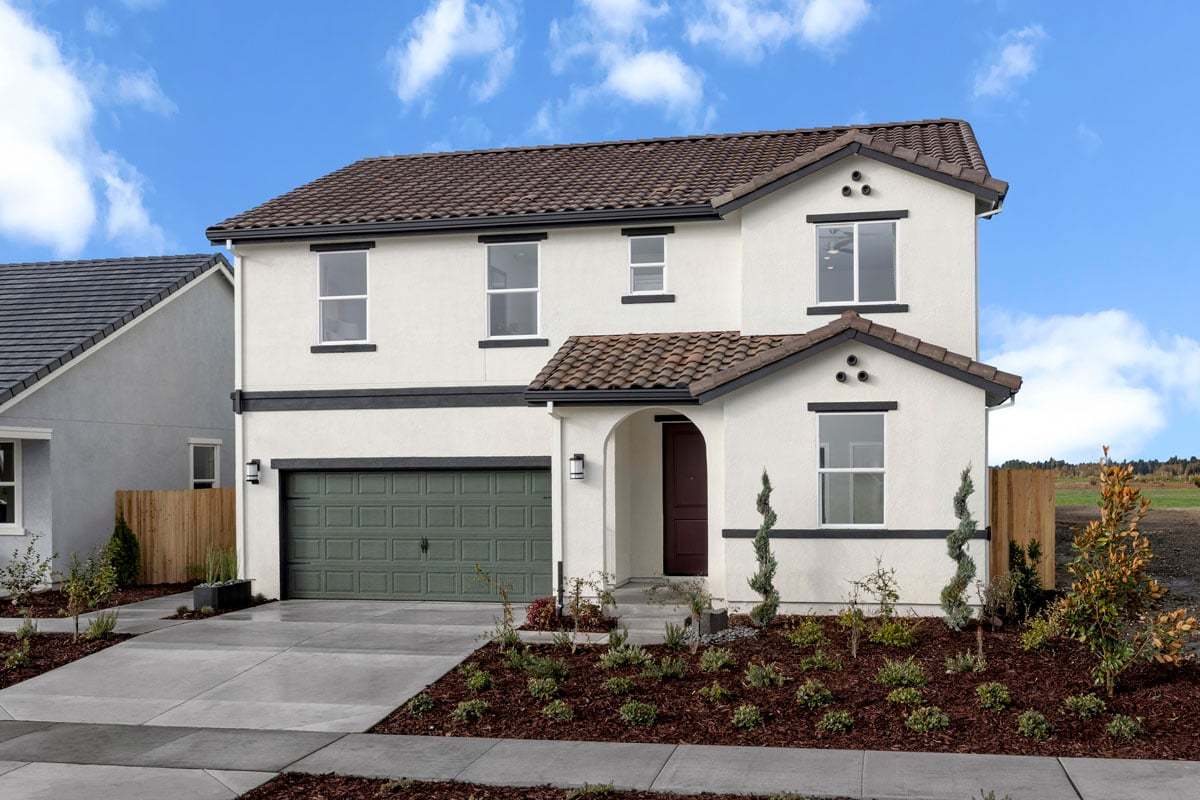 Exterior:Front exterior