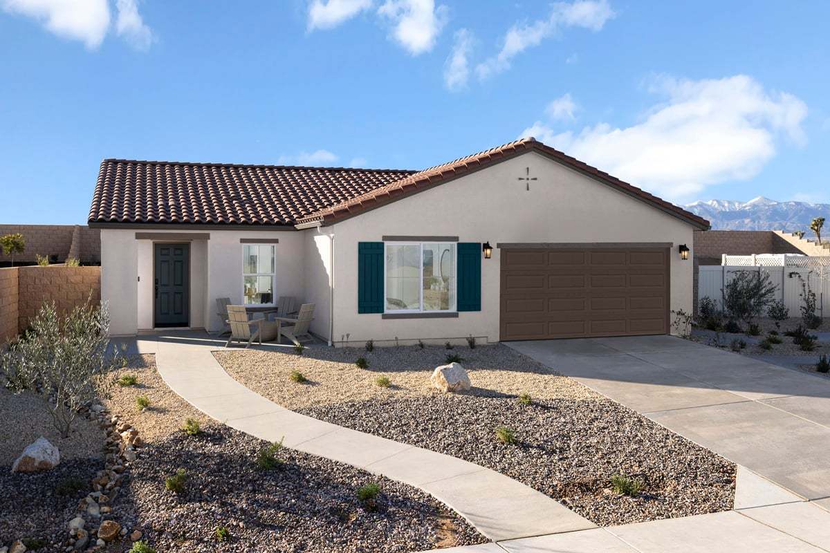 Exterior:Front exterior