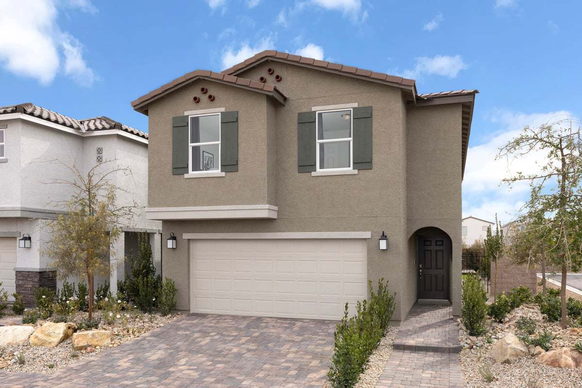 Exterior:Front exterior