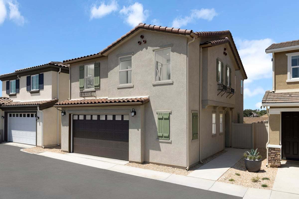 Exterior:Front exterior