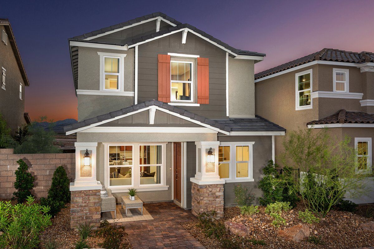 Exterior:Front exterior