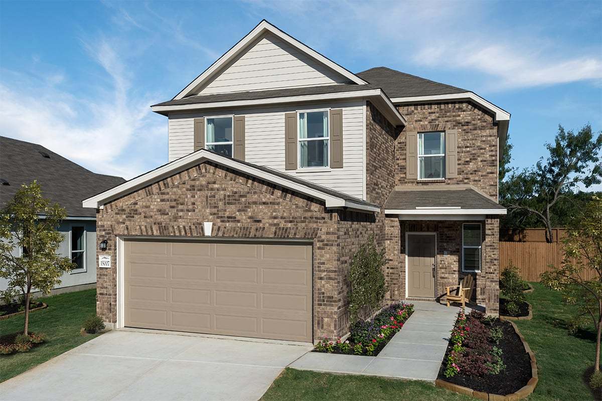 Exterior:Front exterior