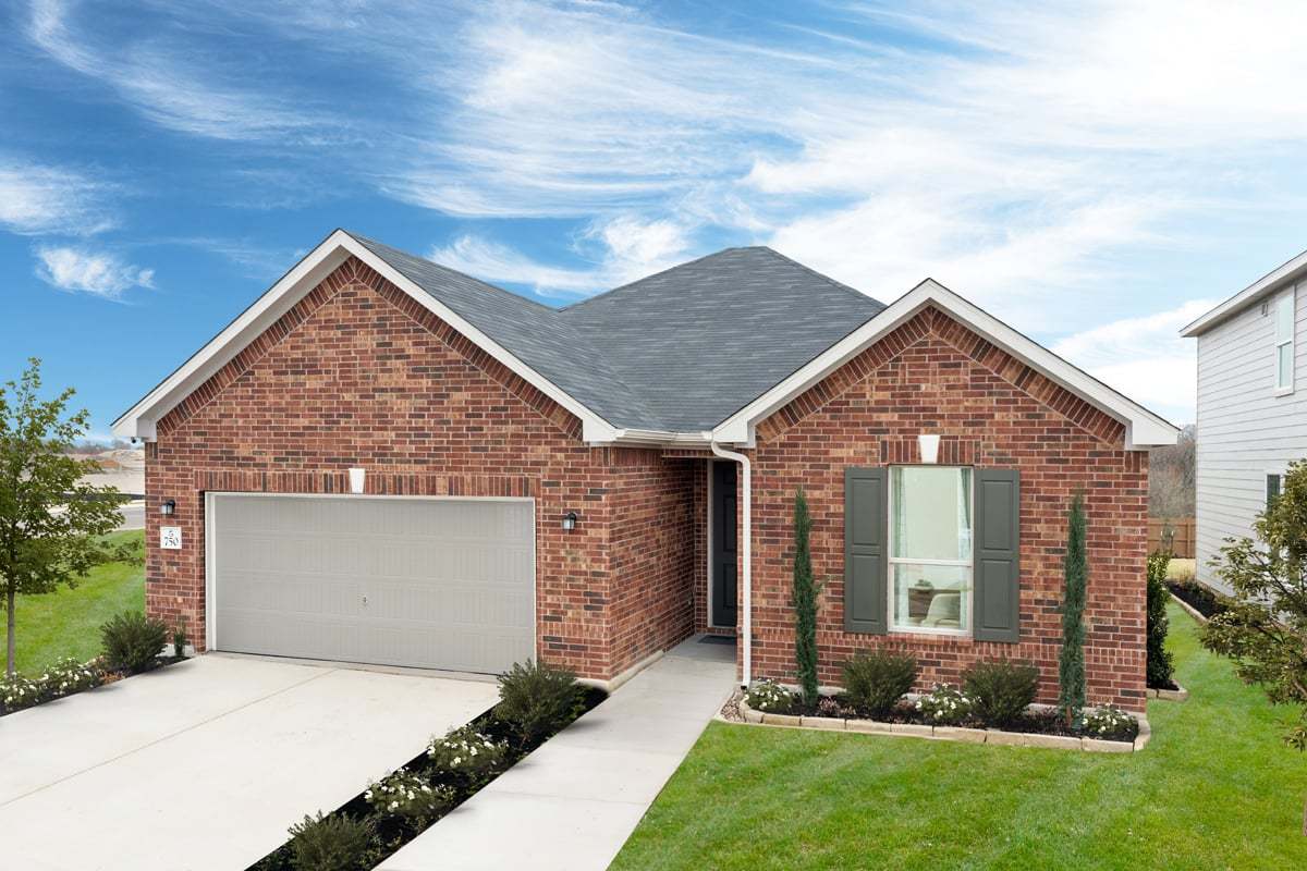 Exterior:Front exterior