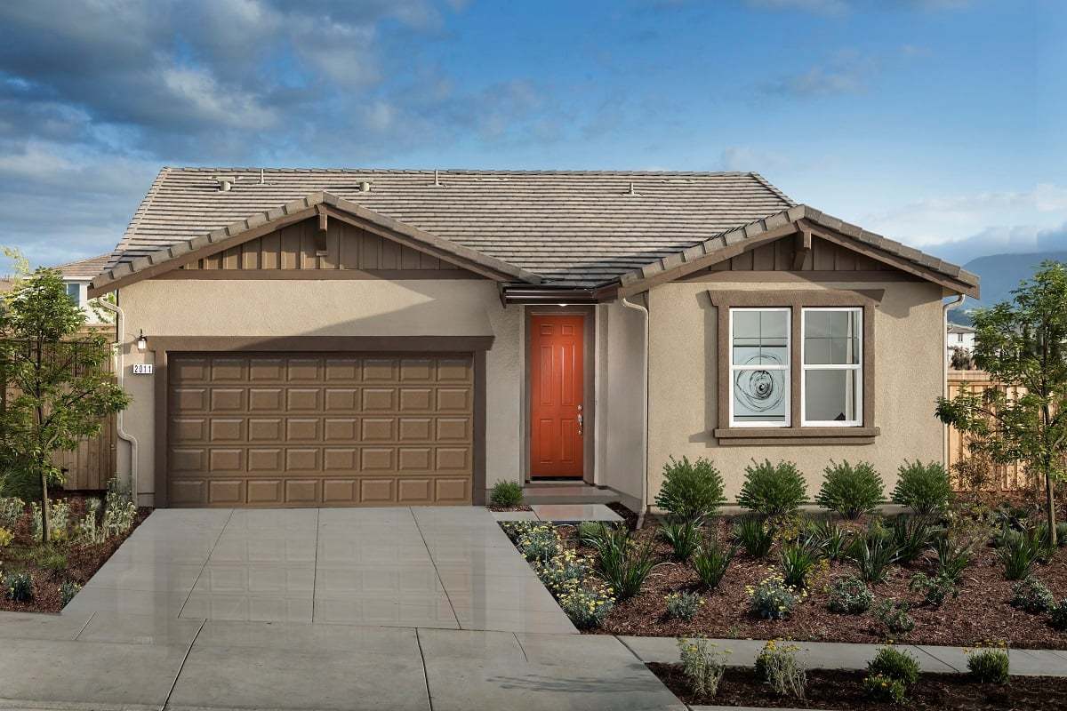 Exterior:Front exterior