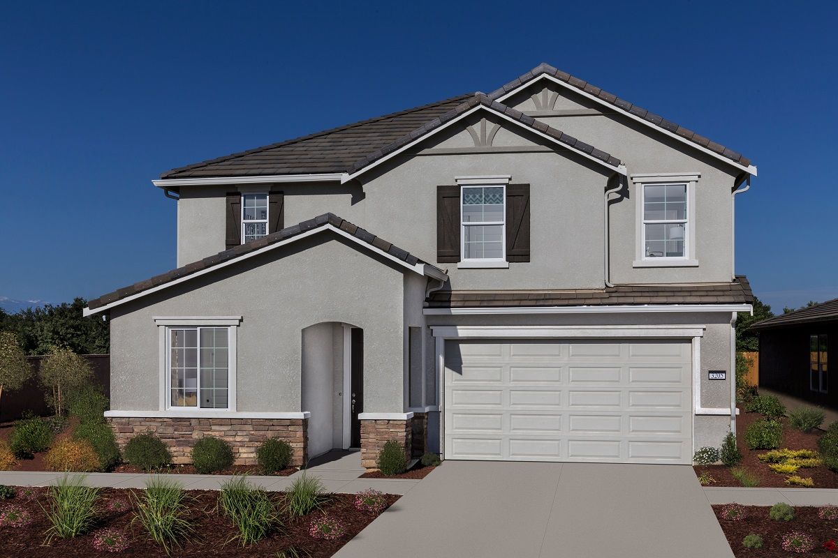 Exterior:Front exterior