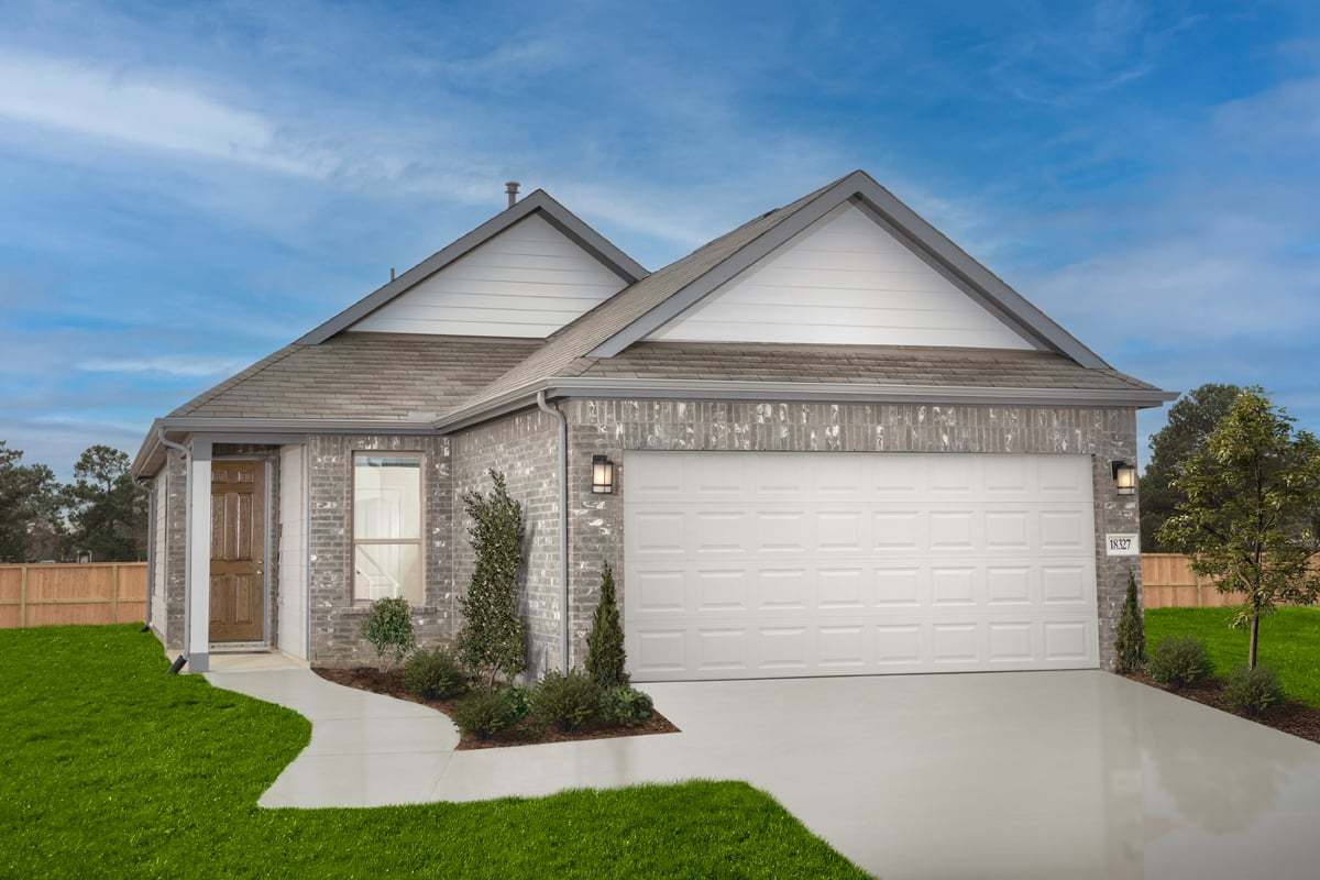 Exterior:Front exterior