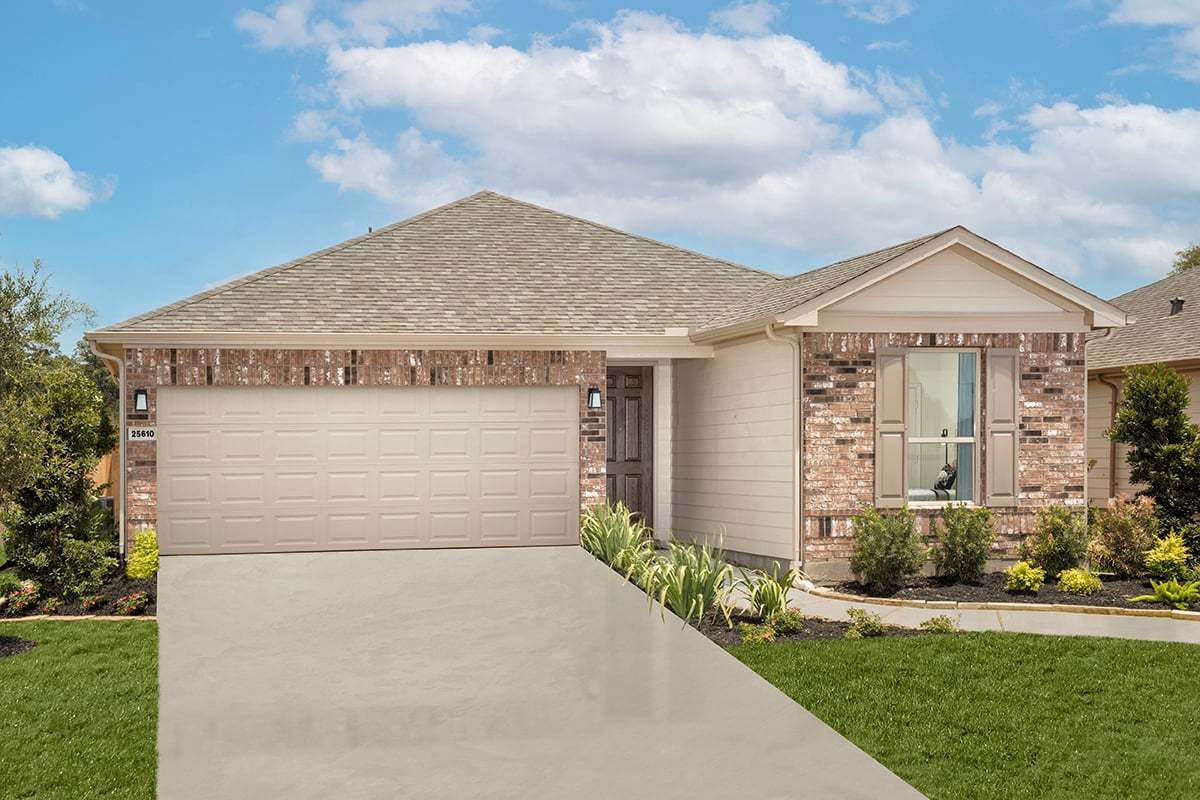 Exterior:Front exterior