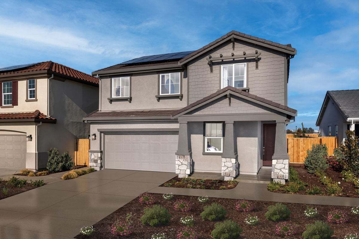 Exterior:Front exterior