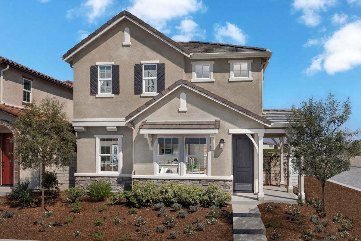 Exterior:Front exterior