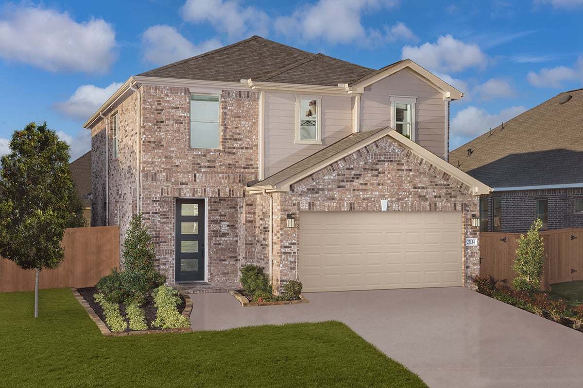 Exterior:Front exterior
