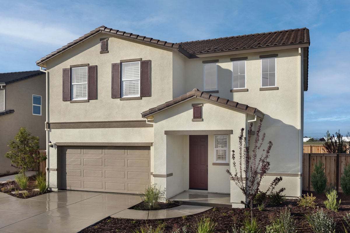 Exterior:Front exterior