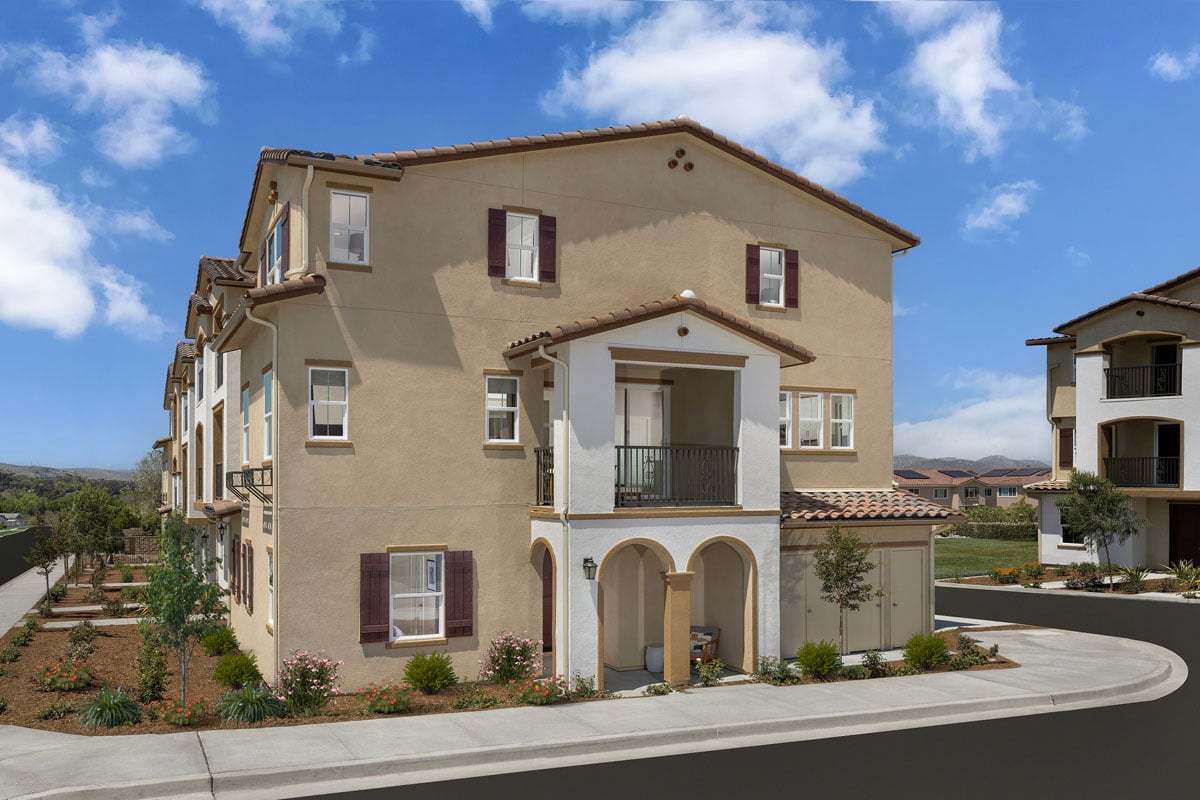 Exterior:Front exterior