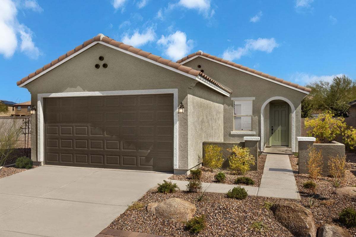 Exterior:Front exterior