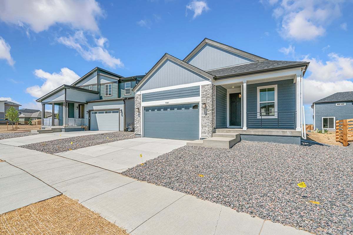 Exterior:Front exterior