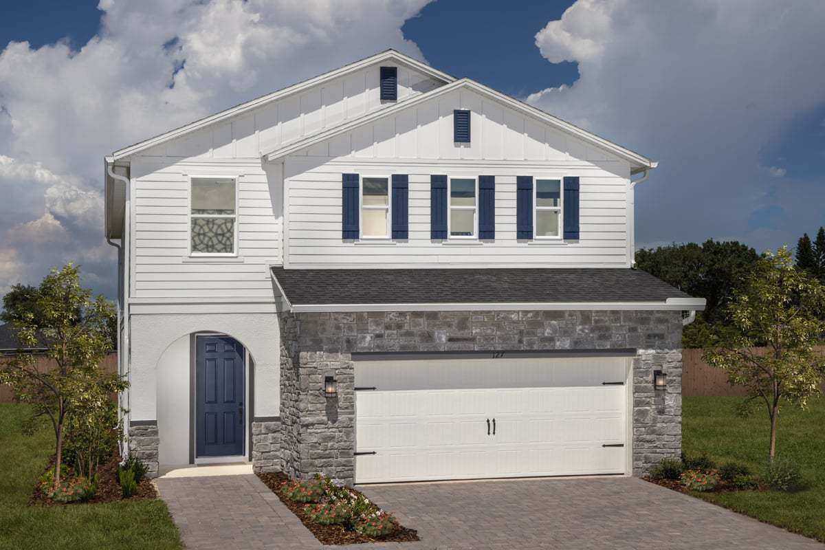 Exterior:Front exterior