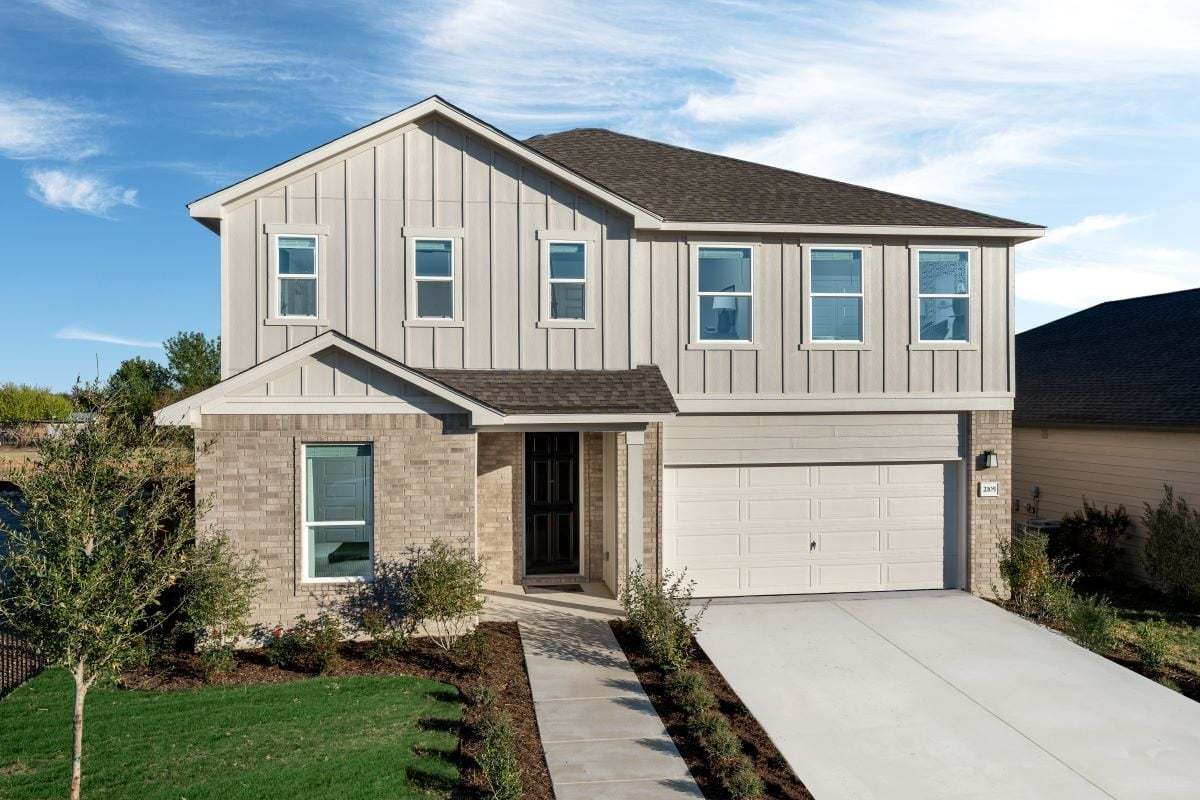 Exterior:Front exterior