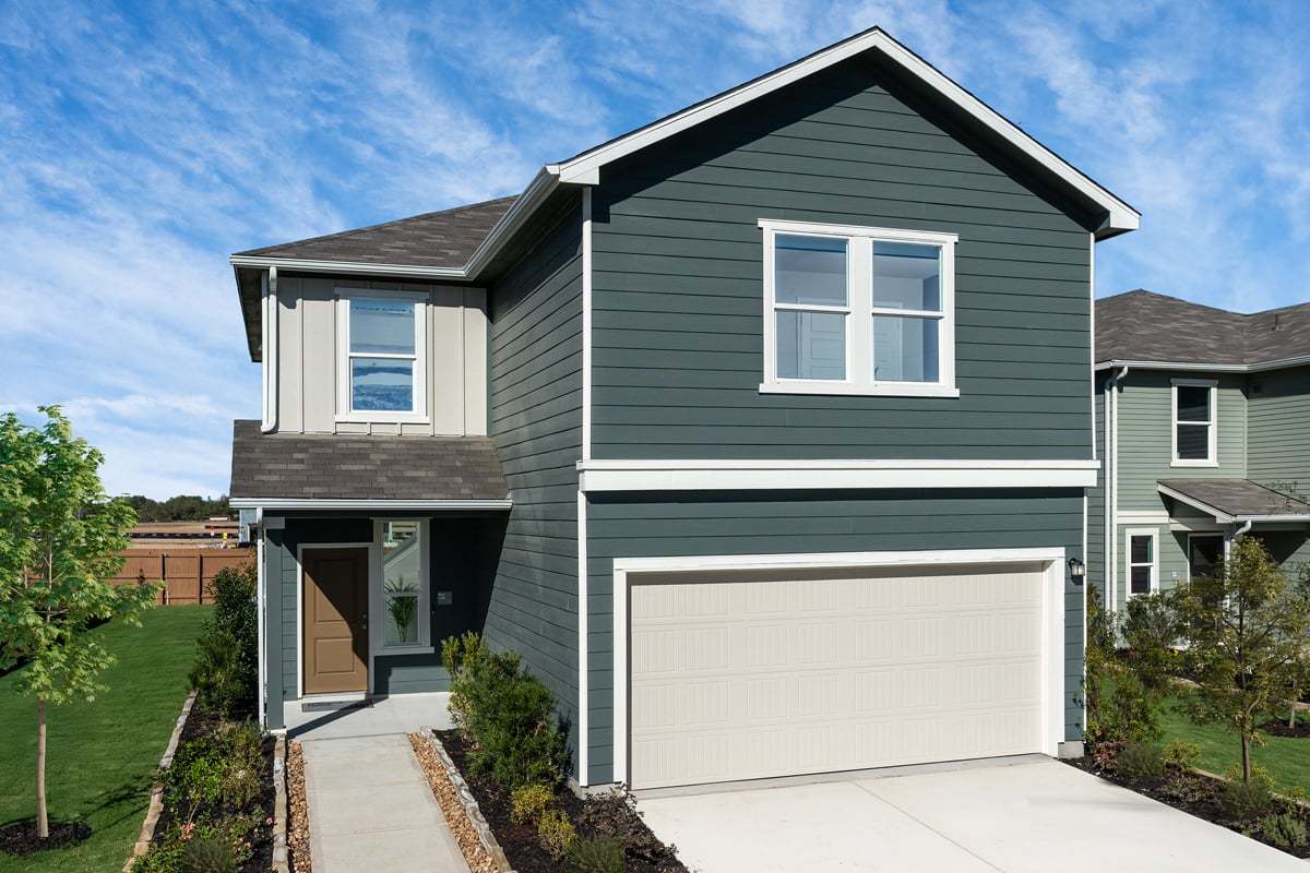 Exterior:Front exterior