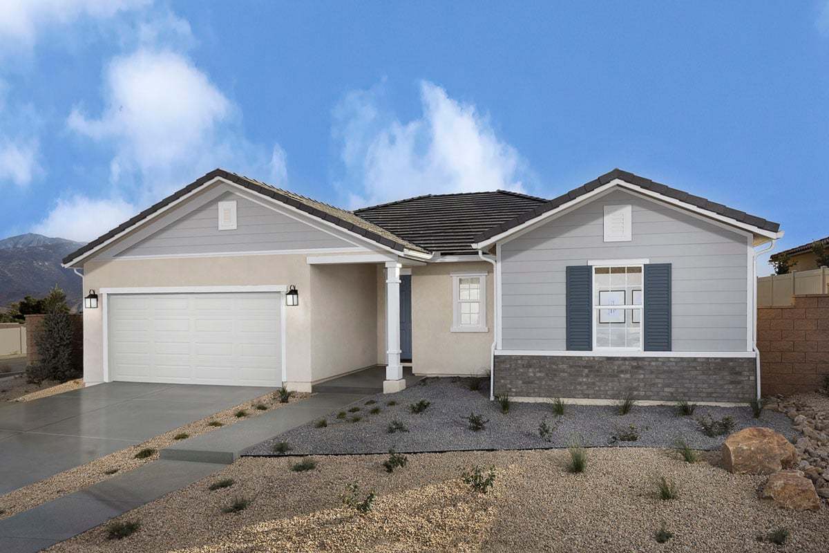 Exterior:Front exterior