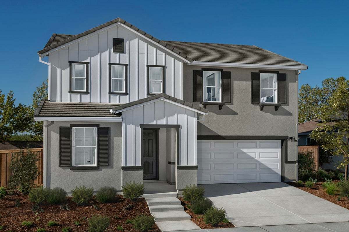 Exterior:Front exterior