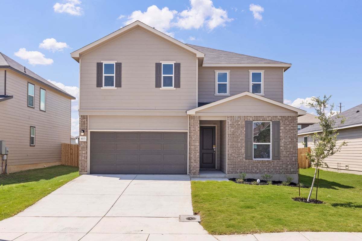 Exterior:Front exterior