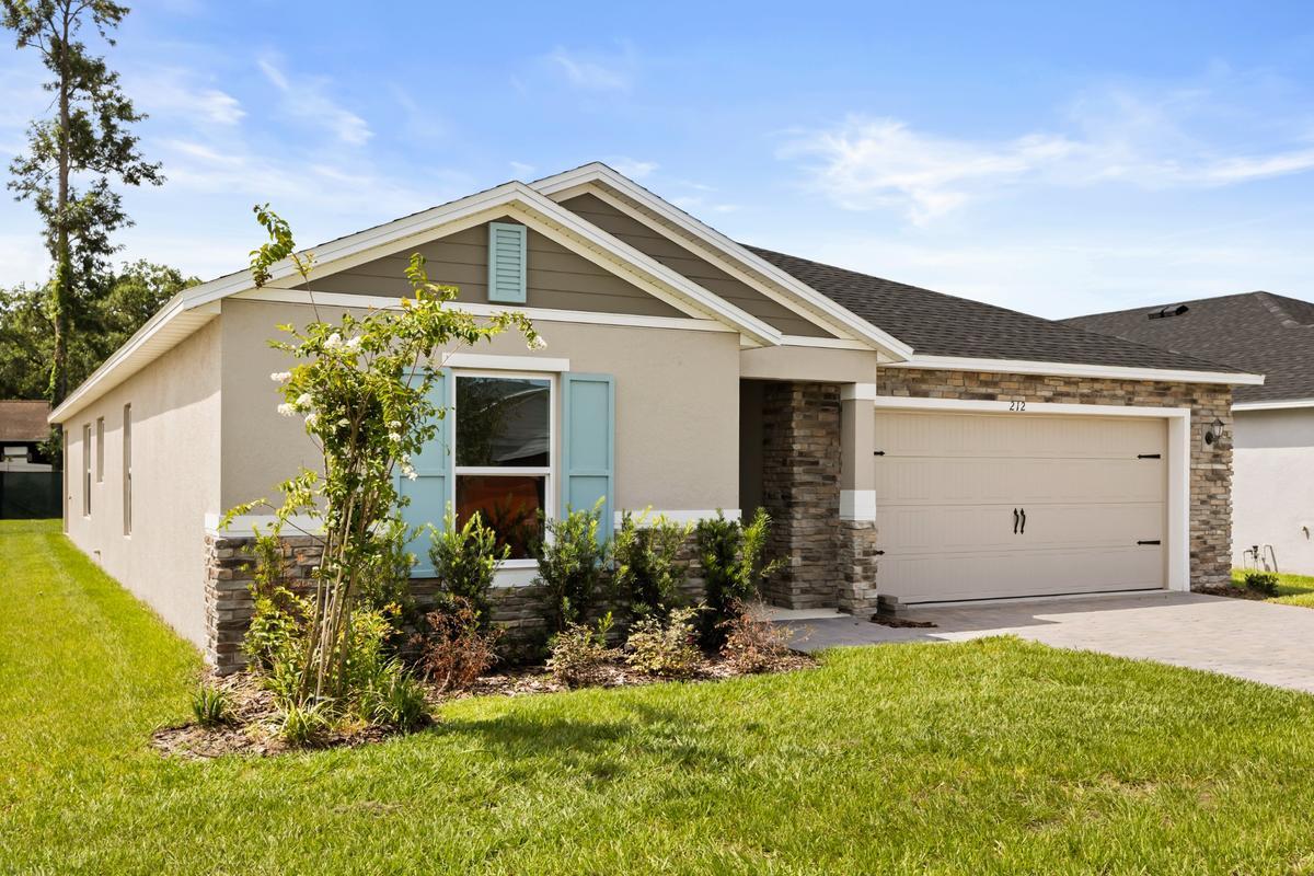 Exterior:Front exterior