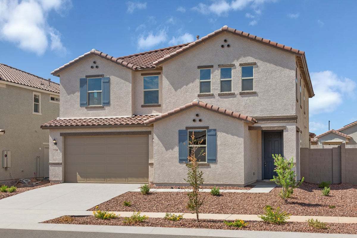 Exterior:Front exterior