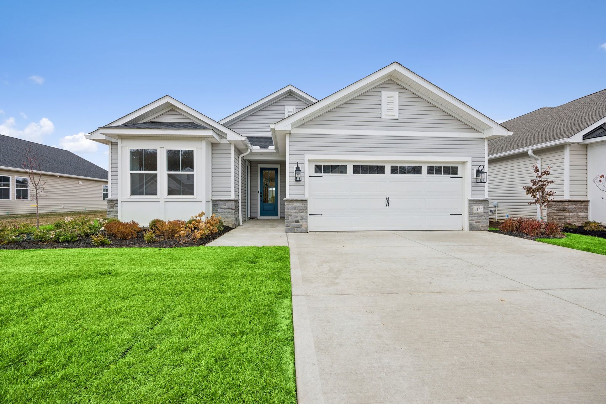 Exterior:Poitier ESP AG