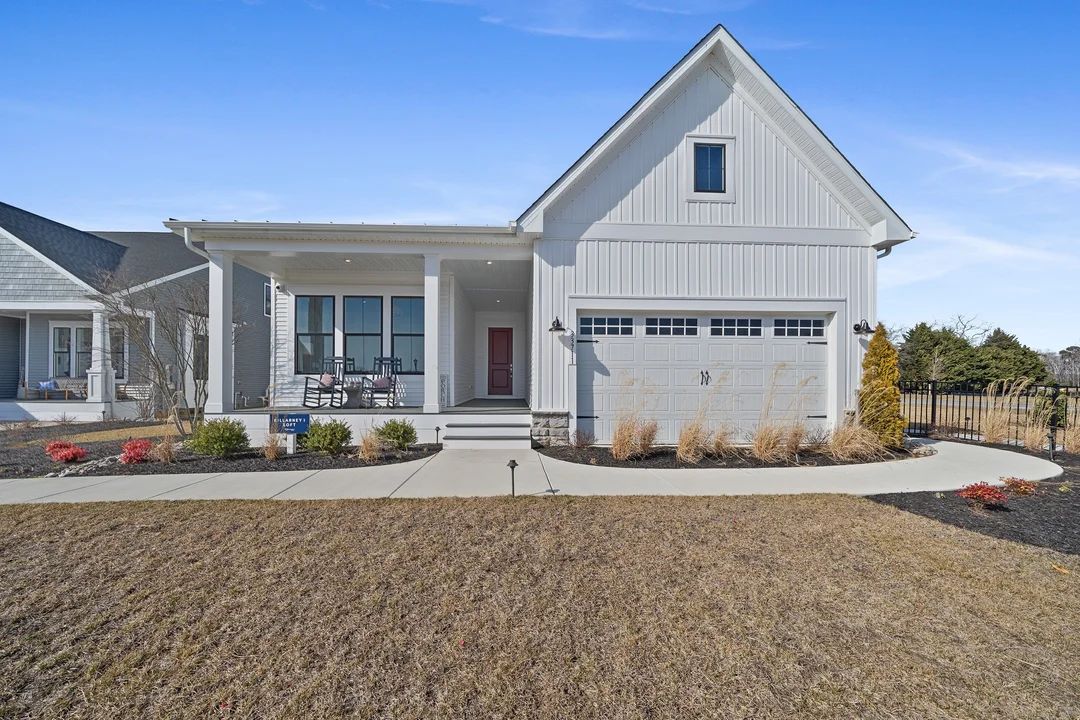 Exterior:Killarney Loft M