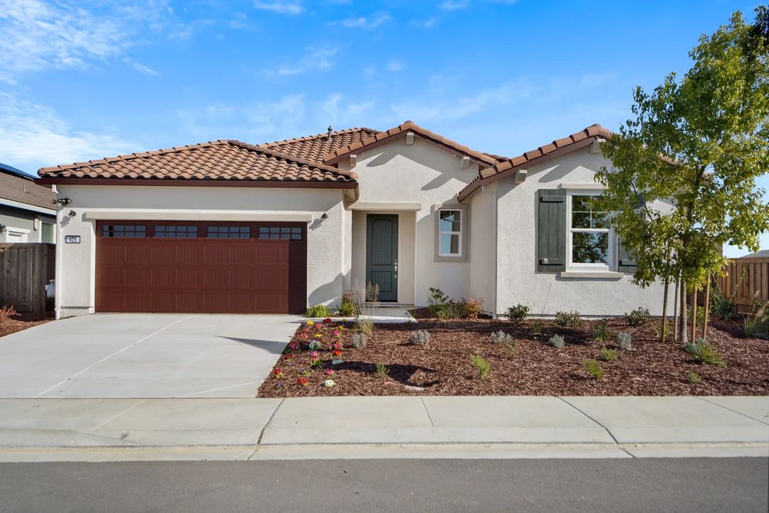 Exterior:Duoro Urban Spanish VB