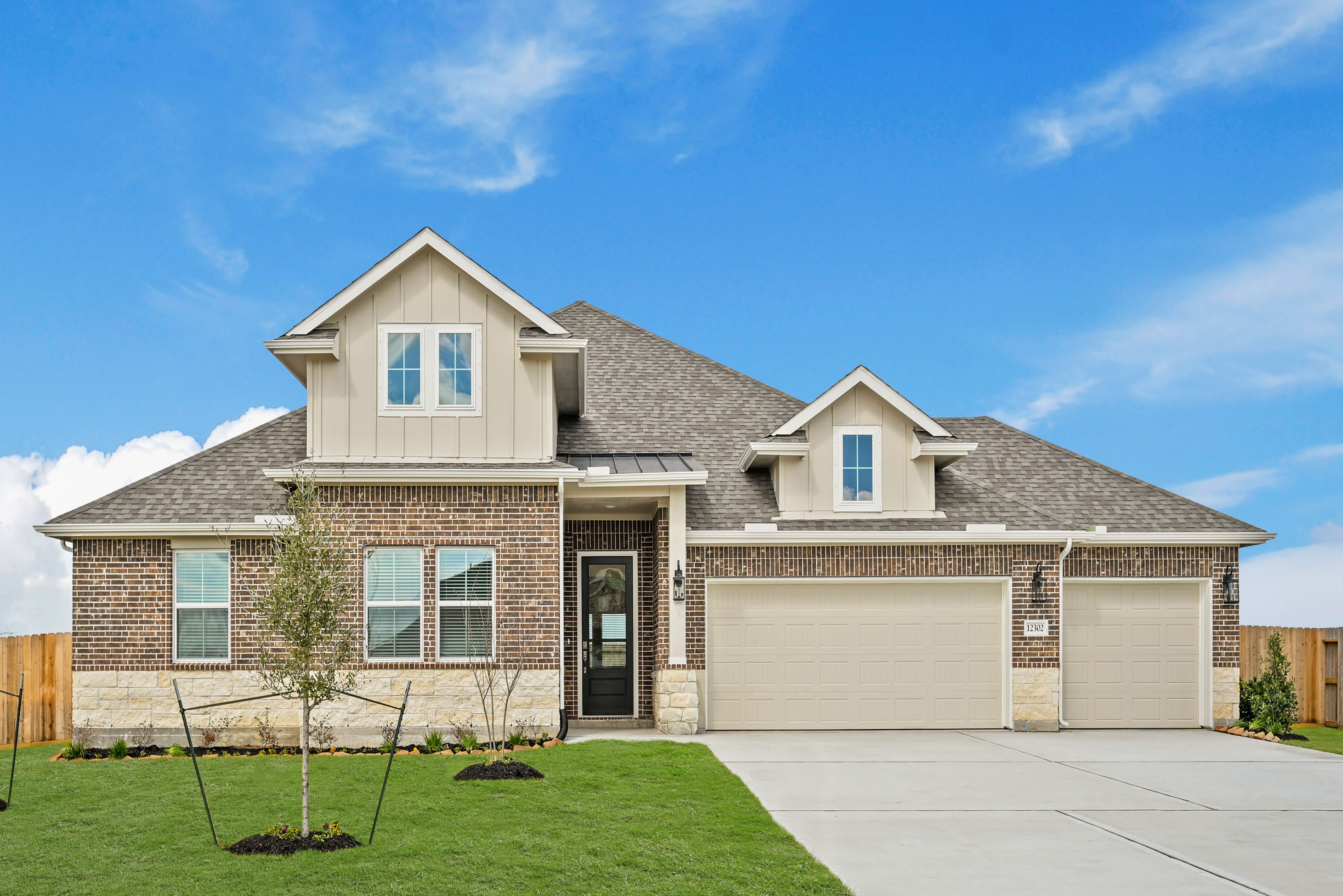 Exterior:Belfast II ESP RA with Stone