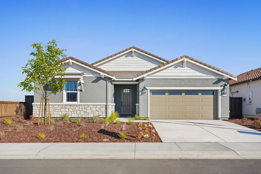 Exterior:Kuala Craftsman YB