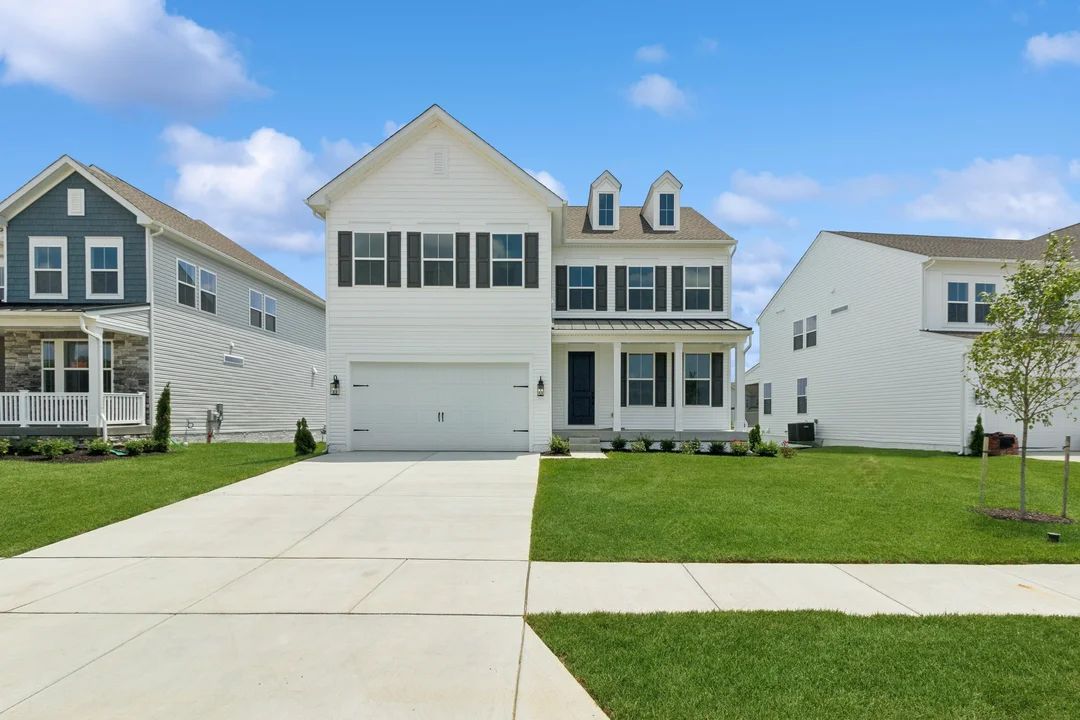 Exterior:Knoxville CA