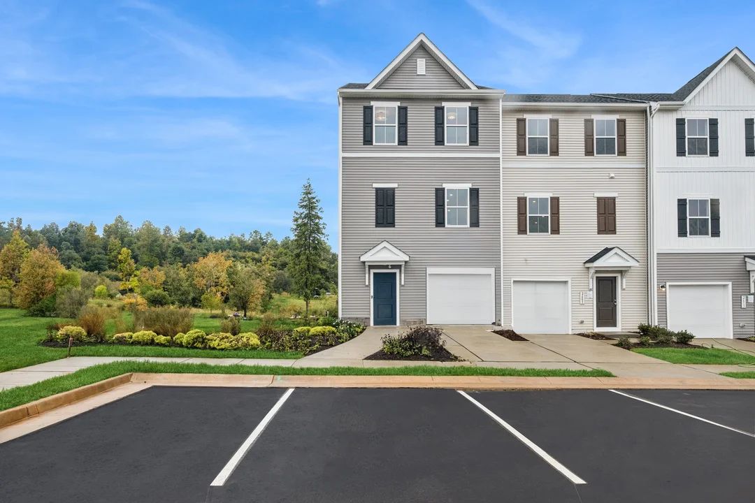 Exterior:Luxurious Townhomes