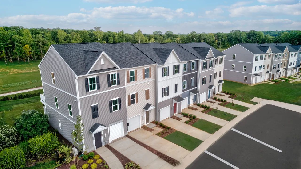 Exterior:Luxurious Townhomes