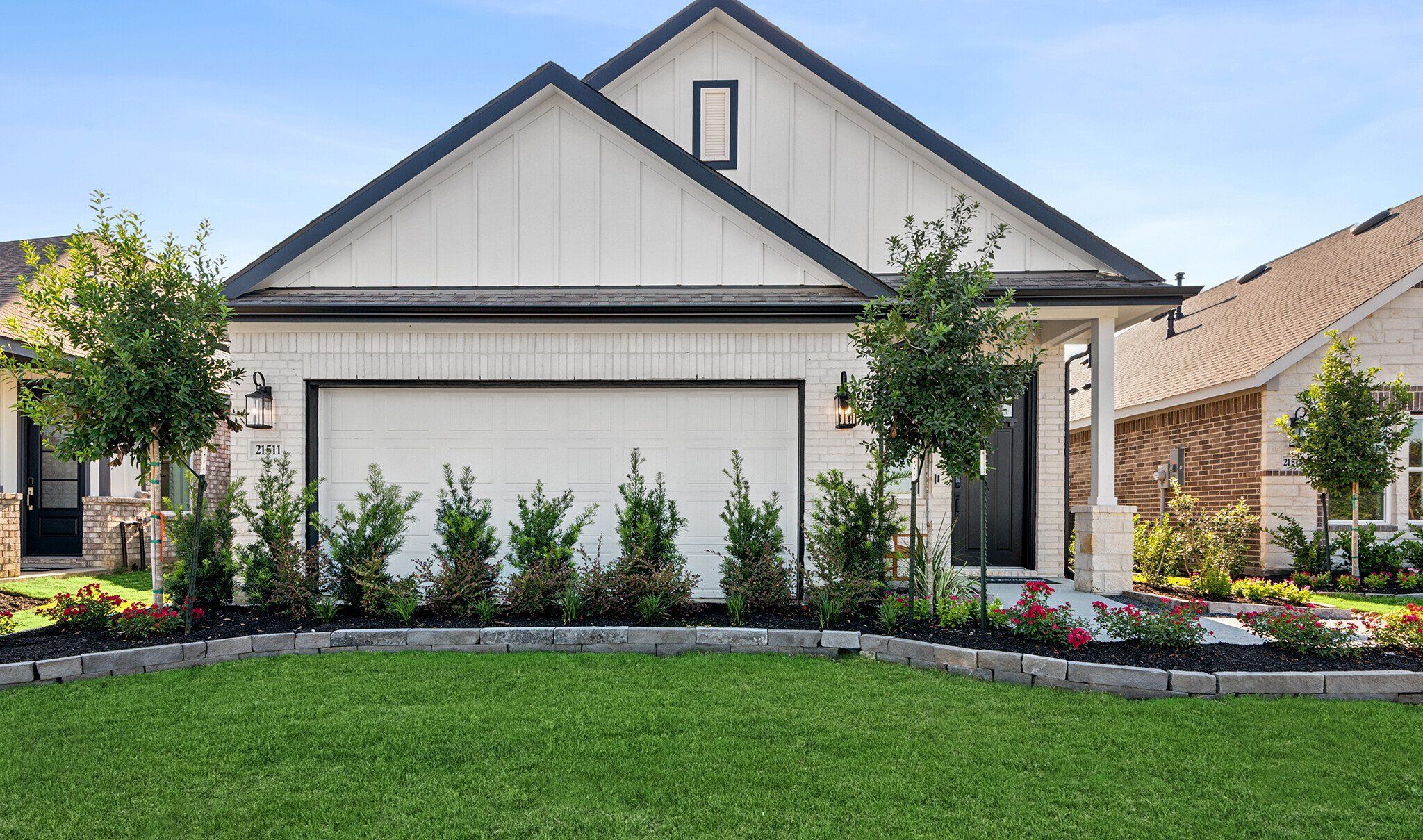 Exterior:Silver Maple II PN