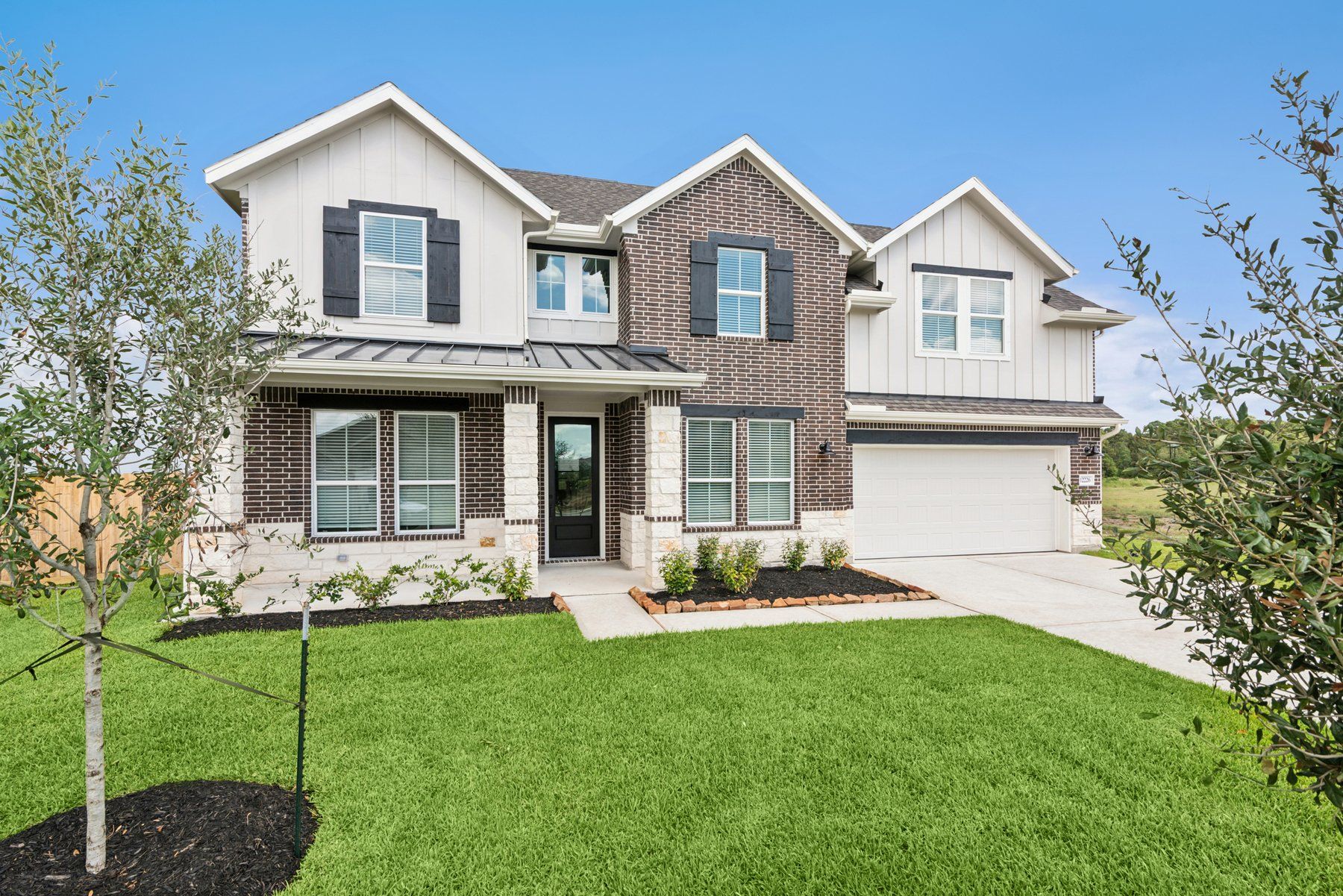 Exterior:Mykonos RA with Stone