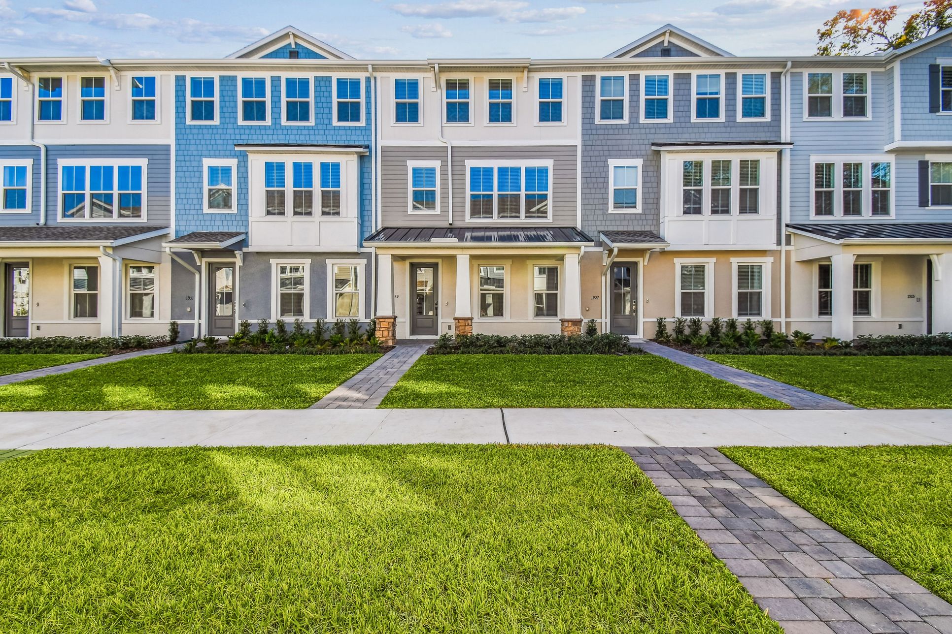 Exterior:Luxurious Townhomes