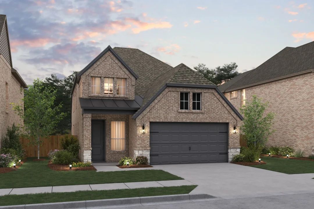Exterior:Silver Maple II QN with Stone