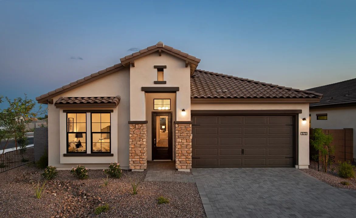 Exterior:Warren Hacienda XA