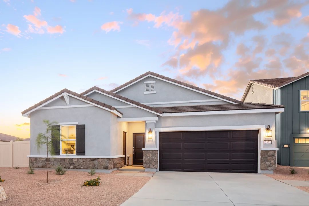 Exterior:Passionflower II WB Farmhouse