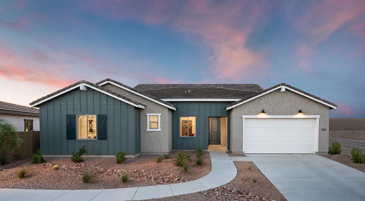 Exterior:Sedona Farmhouse WA