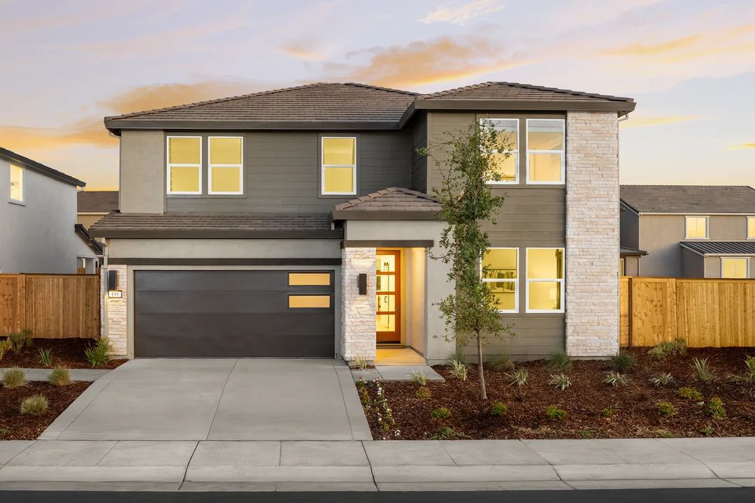 Exterior:Macon II Contemporary ZB